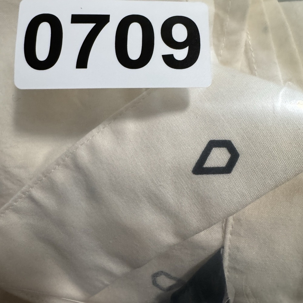 Volcom Shirt Mens Small Button Up Off-White Woven‎ Stone - Picture 11 of 11